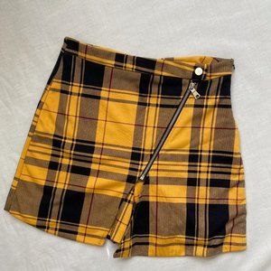 Amp Checkered Skort